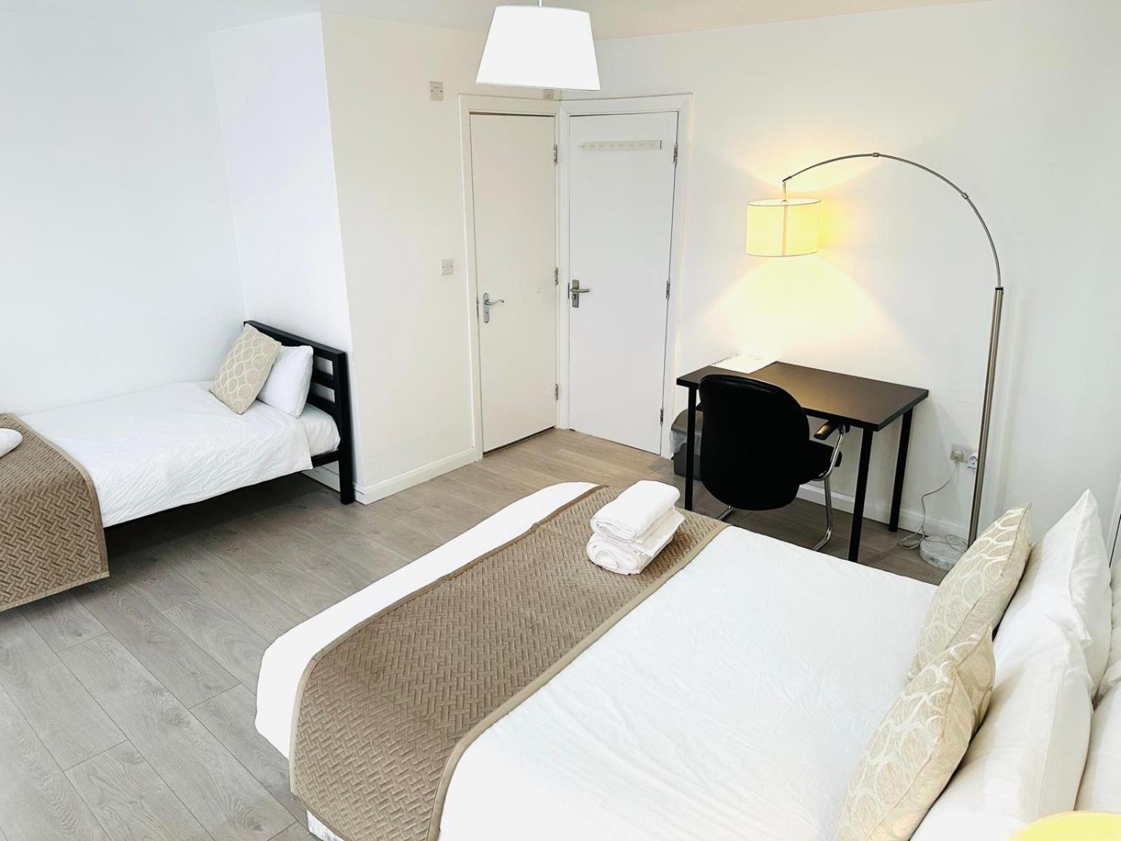 Westferry Hotel London Exterior photo